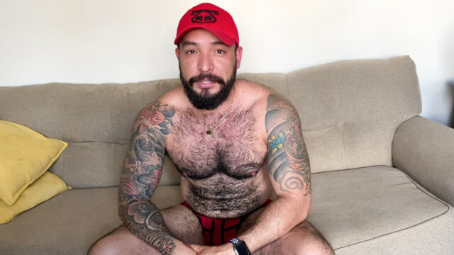 Sex Machine Action with Julian Torres on MenOver30
